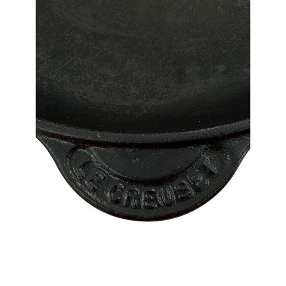 Le Creuset Enameled 26cm Cast Iron Double Spout Fry Pan Skillet Made In France - Picture 2 of 7